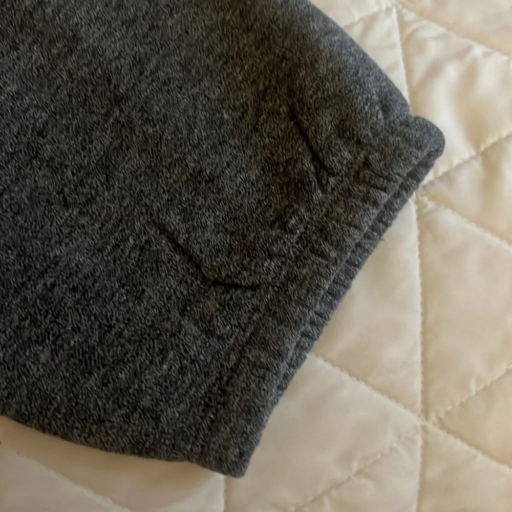 Calvin Klein Sweatpants - Picture 11 of 11